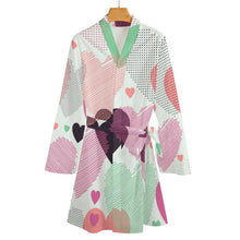 Charger l'image dans la galerie, Peignoir Personnalisé Femme | Robe de Chambre Satinée avec Photo ou Texte