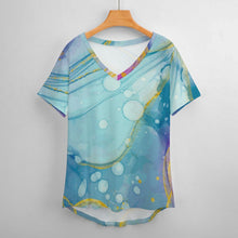 Charger l'image dans la galerie, T-Shirt Femme Col V Soie de Lait Personnalisable | Douceur & Style Unique