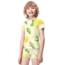 Charger l'image dans la galerie, Maillot de bain deux pièces à manches courtes avec short pour garçon BT002 personnalisé avec photo motif texte (conception multi-images)