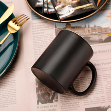 Charger l'image dans la galerie, Mug Magique Personnalisé | Tasse Changeant de Couleur (Noir à Photo)