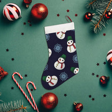 Charger l'image dans la galerie, Chaussette de Noël Personnalisée en Peluche | Douceur et Souvenirs