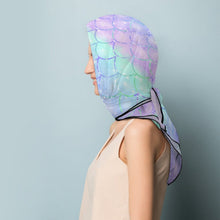 Charger l'image dans la galerie, Foulard Carré Satiné Personnalisé | 68cm Accessoire Cheveux & Sac