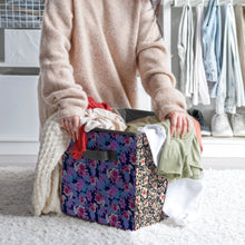 Charger l'image dans la galerie, Boîte de rangement pliable pour la maison organiseur personnalisée avec prénom motif texte (conception multi-images)