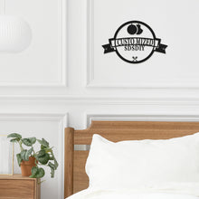 Charger l'image dans la galerie, Décoration creuse en fer (noir) personnalisé avec photo texte prénom