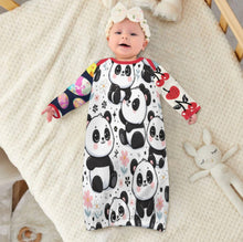 Charger l'image dans la galerie, Gigoteuse bébé LM229 personnalisée avec prénom motif texte (conception multi-images)