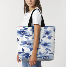 Charger l'image dans la galerie, Grand sac cabas XB0601059 avec bandoulière pour femme personnalisée avec prénom motif texte (conception multi-images)