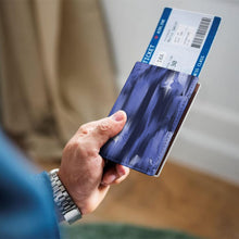 Charger l'image dans la galerie, Housse de protection pour passeport en PU à impression complète personnalisé avec photo texte prénom