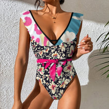 Charger l'image dans la galerie, Nouvelle collection 2024 Maillot de bain une pièce pour femmes SDS2003 col en V à volants personnalisée avec prénom motif texte (conception multi-images)