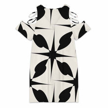 Charger l'image dans la galerie, Robe femme grande taille col V épaules dénudées F59Q personnalisée avec prénom motif texte