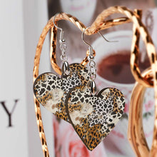 Charger l'image dans la galerie, Pendentif boucle d'oreille en bois personnalisé avec photo texte