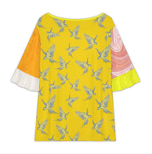 Charger l'image dans la galerie, T-shirt col rond femme avec manches en feuille de lotus NT104 personnalisée avec prénom motif texte (conception multi-images)