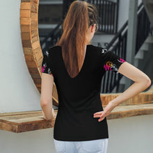 Charger l'image dans la galerie, T-shirt tee shirt à manches courtes à col en V pour femmes T01 personnalisé avec photo logo et texte (conception multi-images)