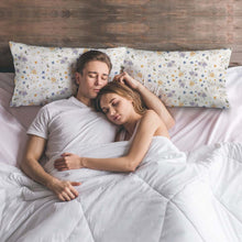 Charger l'image dans la galerie, Taie d'oreiller surdimensionnée en polyester de différentes tailles, personnalisé avec photo texte prénom (même motif des deux côtés)