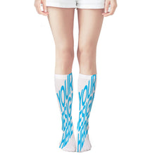 Charger l'image dans la galerie, Chaussettes tendance unisexes avec 2 longueurs disponibles (46 cm, 60 cm) personnalisé avec photo texte prénom