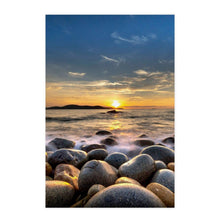 Charger l'image dans la galerie, Changez de Décor sans Trace : Poster Adhésif Personnalisé