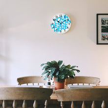 Charger l'image dans la galerie, Horloge murale originale vintage en bois personnalisée avec photo motif texte logo