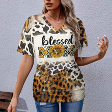Charger l'image dans la galerie, T-shirt tee shirt col v femme / top fronce BHT personnalisé avec photo logo texte motif (impression d'image unique)