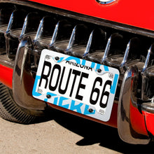 Charger l'image dans la galerie, Support de plaque d'immatriculation de voiture en aluminium QC1101014 Personnalisé quatre trous plats (une paire)