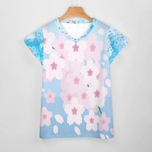 Charger l'image dans la galerie, T-shirt à manches courtes à col en V pour femmes AHT à Impression multi-images personnaliser avec le logo de texte de motif de photos