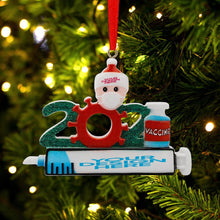 Charger l'image dans la galerie, Décoration/ornement de Noël de poupée avec seringue GY0902041 impression personnalisé avec image motif logo texte