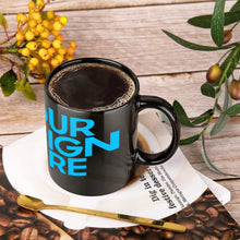 Charger l'image dans la galerie, Mug / Tasse en céramique noir personnalisé avec photo logo texte motif