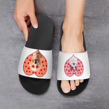 Charger l'image dans la galerie, Chaussons de maison chaussures de bain en PVC pour femmes hommes personnalisée avec photo texte logo (impression complète multi-images)