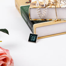 Charger l'image dans la galerie, Badges de forme carrée en métal personnalisés avec photos texte logo