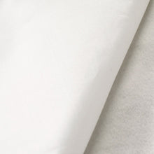 Charger l'image dans la galerie, Bavoir imperméable bébé repas personnalisé avec photo logo motif texte