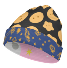 Charger l'image dans la galerie, Bonnet tricoté pour enfants bonnet garçon fille personnalisée  avec prénom motif texte (conception multi-images)
