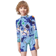 Charger l'image dans la galerie, Maillot de bain une pièce garçon BT001 personnalisé avec photos prénom