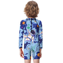 Charger l'image dans la galerie, Maillot de bain une pièce garçon BT001 personnalisé avec photos prénom