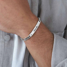 Charger l'image dans la galerie, Bracelet Bande S0007 avec pendentif bande de zircone à la mode pour hommes gravure personnalisé avec texte prénom