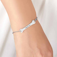 Charger l'image dans la galerie, Bracelet en os long avec pendentif S0037 gravure personnalisé avec texte prénom