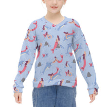 Charger l'image dans la galerie, Pull col V fille MY04 design et personnalisé avec vos photos / motifs ou nom