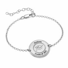 Charger l'image dans la galerie, Graduation Hat Bracelet avec pendentif S0045 gravé personnalisé avec texte prénom