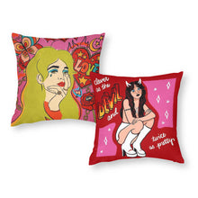 Charger l'image dans la galerie, Taie d'oreiller carré en polyester avec fermeture éclair (lot de 2) personnalisée avec photo texte logo