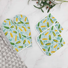 Charger l'image dans la galerie, Ensemble de mitaines de four (ensemble de quatre pièces) de cuisine personnalisé avec texte logo photo motif