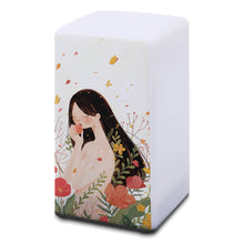 Charger l'image dans la galerie, Petite lampe de chevet sans fil personnalisée avec photo et prénom