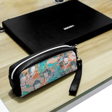 Charger l'image dans la galerie, Trousse à crayons trousse de maquillage petit avec design symétrique personnalisée avec photo logo motif texte