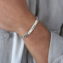 Charger l'image dans la galerie, Bracelet Bande S0007 avec pendentif bande de zircone à la mode pour hommes gravure personnalisé avec texte prénom