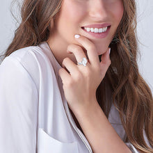 Charger l'image dans la galerie, Anneau Bague "Baby Feet" personnalisé gravé avec lettres nom texte