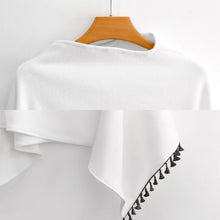 Charger l'image dans la galerie, Cape pochon tricot à franges ample personnalisée avec logo motif texte photo (impression des multi-images)