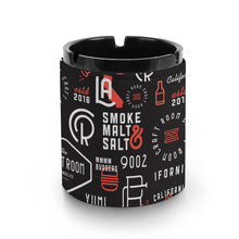 Charger l'image dans la galerie, Cendrier en cuir personnalisé avec prénom photo texte logo motif