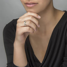 Charger l'image dans la galerie, Bague Argent Infinity Plaqué Or 925 / Or Rose avec Cubic Circonite Gravure personnalisée avec lettre prénom texte