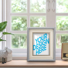 Charger l'image dans la galerie, Cadre photo en bois Naturel (version verticale) personnalisé avec photo logo texte motif