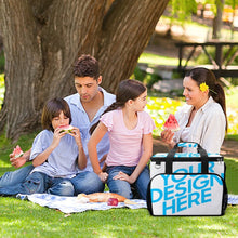 Charger l'image dans la galerie, Sac isotherme de camping A019 personnalisé avec prénom photo texte logo