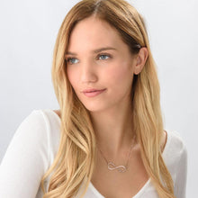 Charger l'image dans la galerie, Collier Symbole Infini avec lettres X0089 pour femme homme gravure personnalisé avec prénom texte