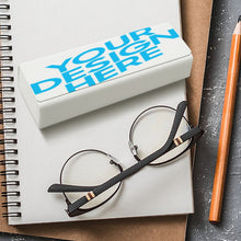 Charger l'image dans la galerie, étui à lunette rigide personnalisé avec texte image logo motif