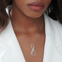 Charger l'image dans la galerie, Collier Prénom Infini Vertical X0034 avec pierres de naissance gravure personnalisé avec lettre prénom