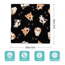Charger l'image dans la galerie, Foulard Carré Personnalisé | Accessoire de Mode Polyvalent
